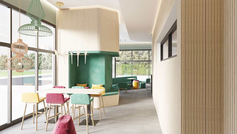 hampton by hilton malaga martiricos