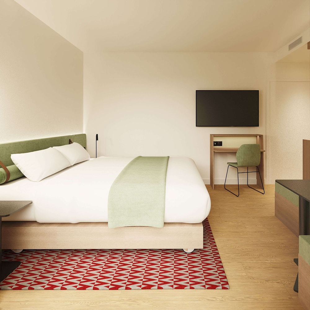 hampton by hilton malaga martiricos