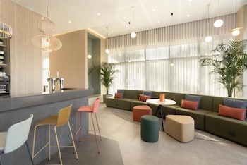 hampton by hilton malaga martiricos