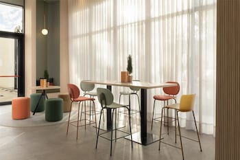 hampton by hilton malaga martiricos