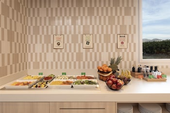 hampton by hilton malaga martiricos