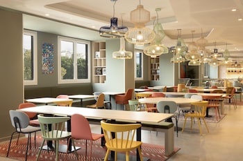 hampton by hilton malaga martiricos