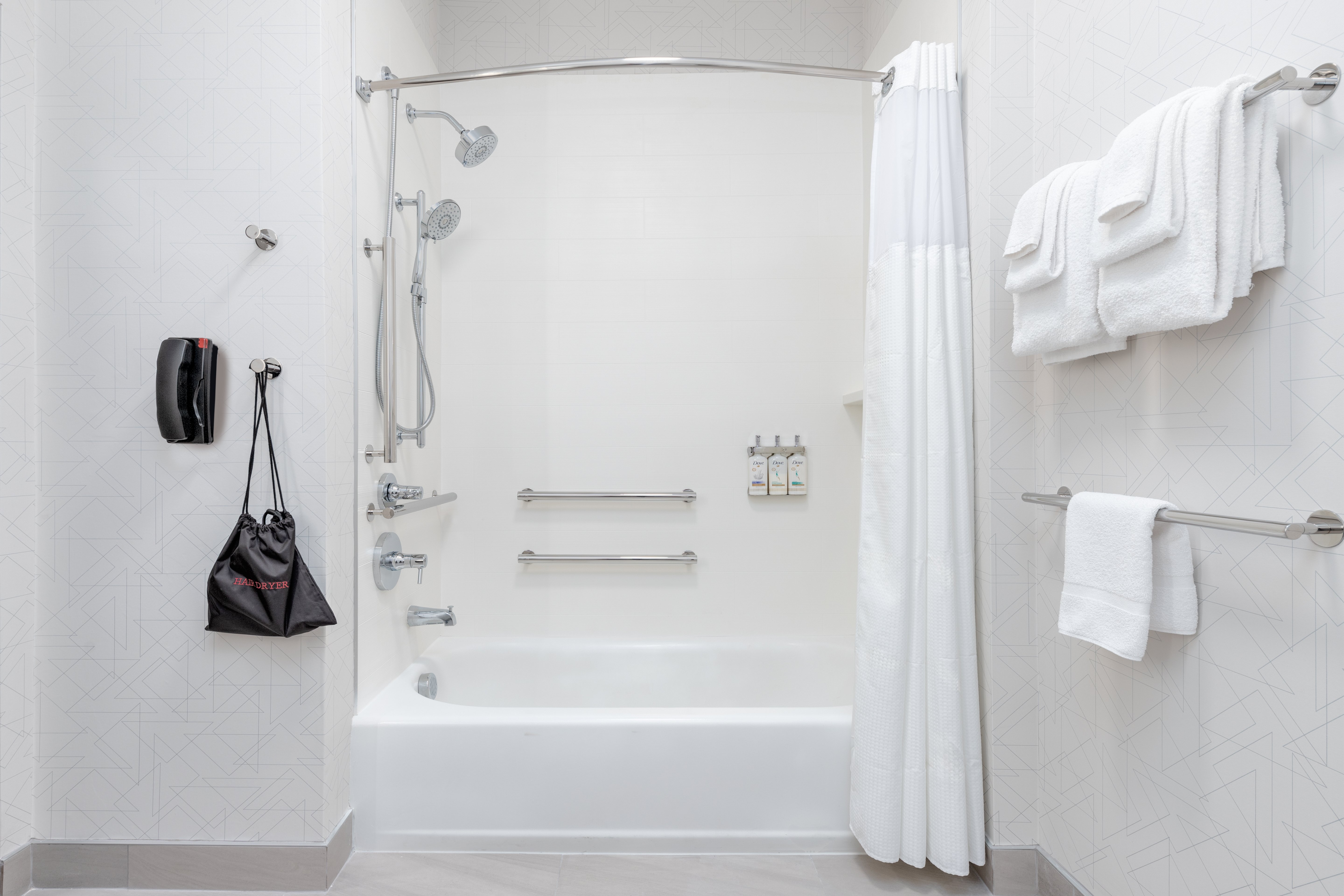holiday inn express and suites austin airport east