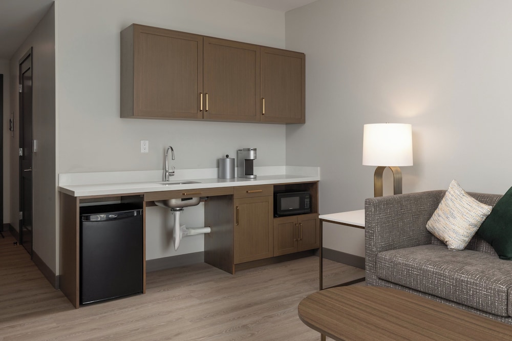 holiday inn hotel and suites monterey park los angel