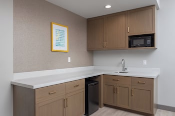 holiday inn hotel and suites monterey park los angel