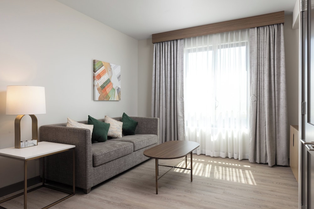 holiday inn hotel and suites monterey park los angel