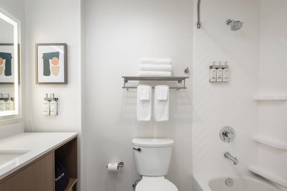 holiday inn hotel and suites monterey park los angel
