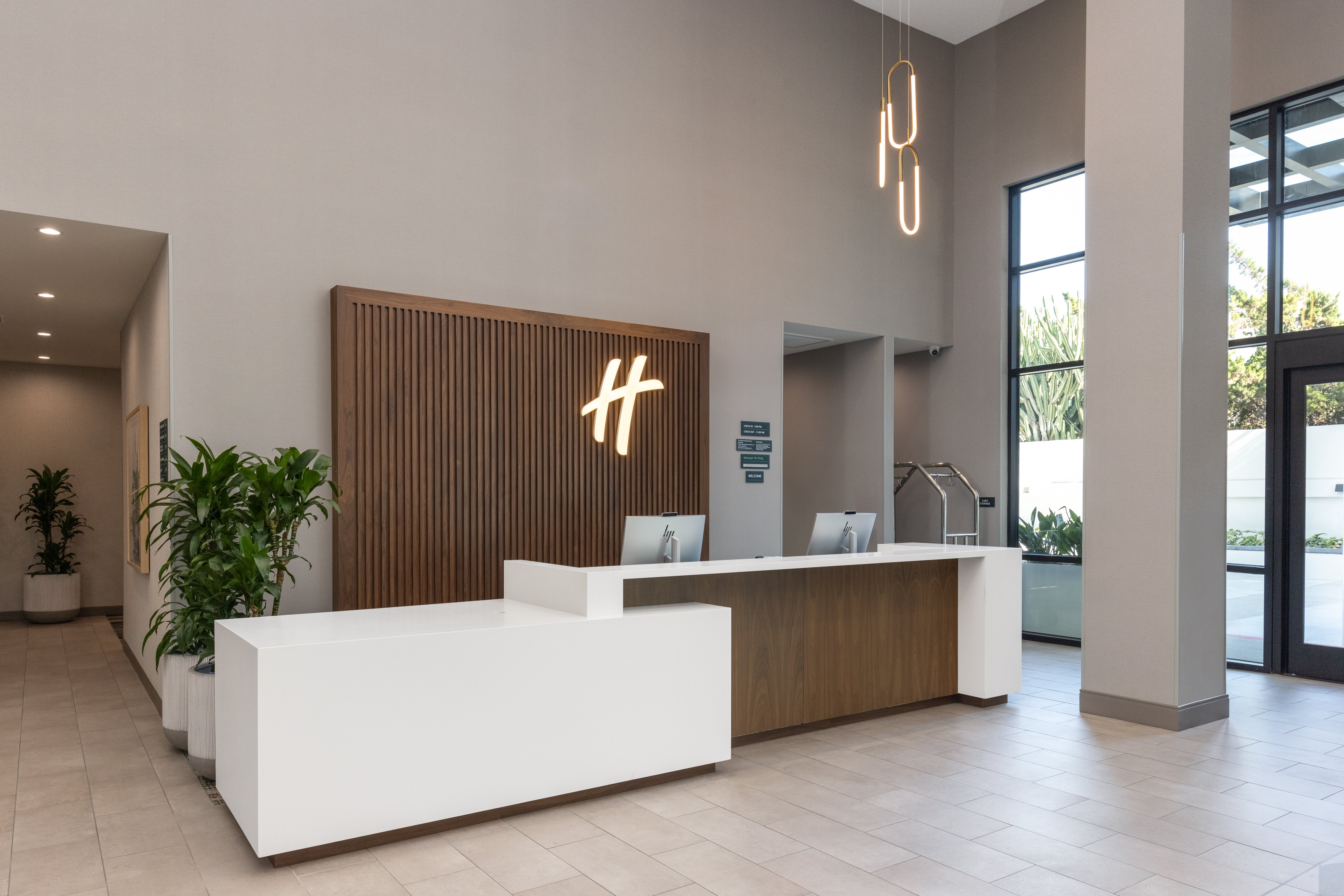 holiday inn hotel and suites monterey park los angel