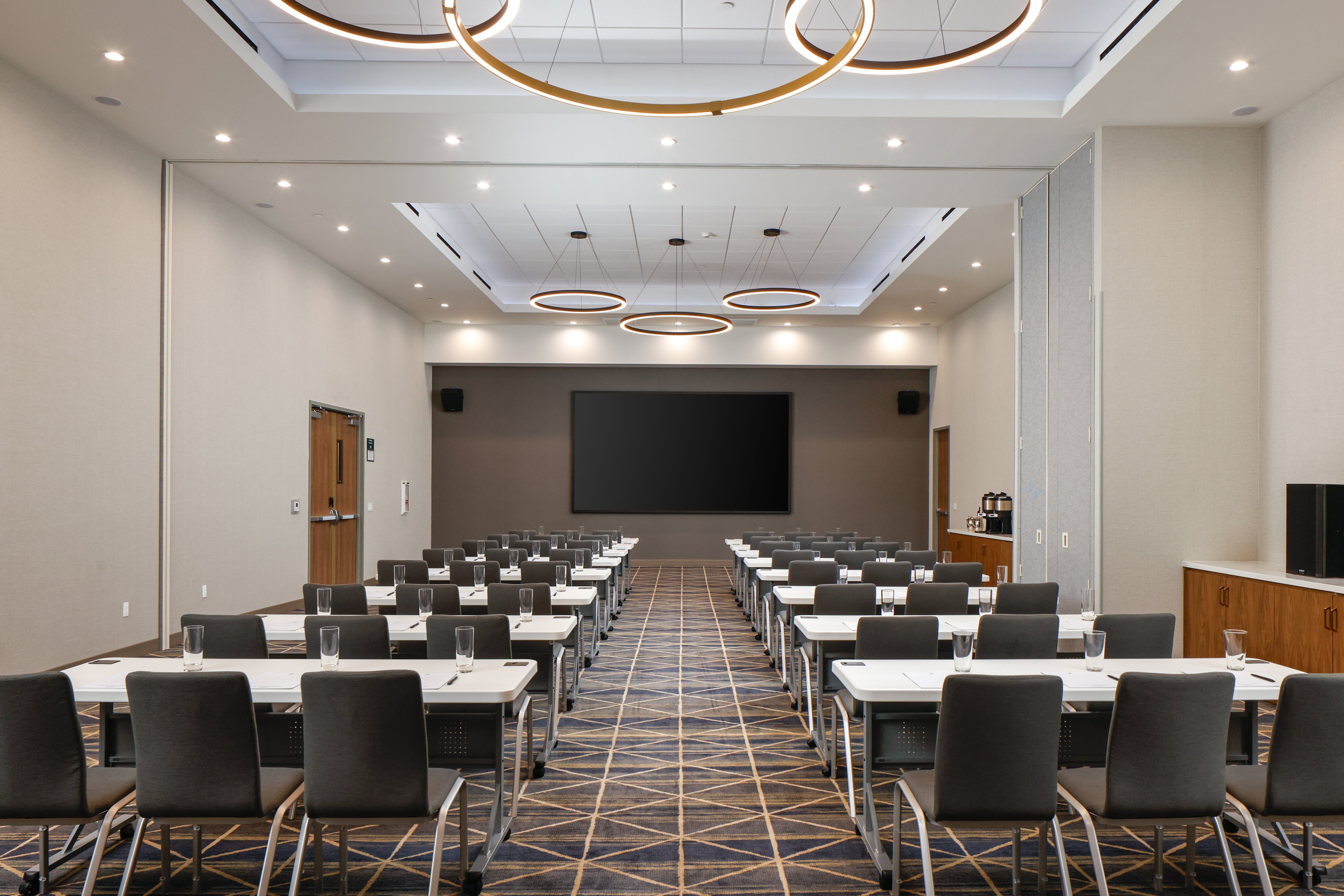 holiday inn hotel and suites monterey park los angel