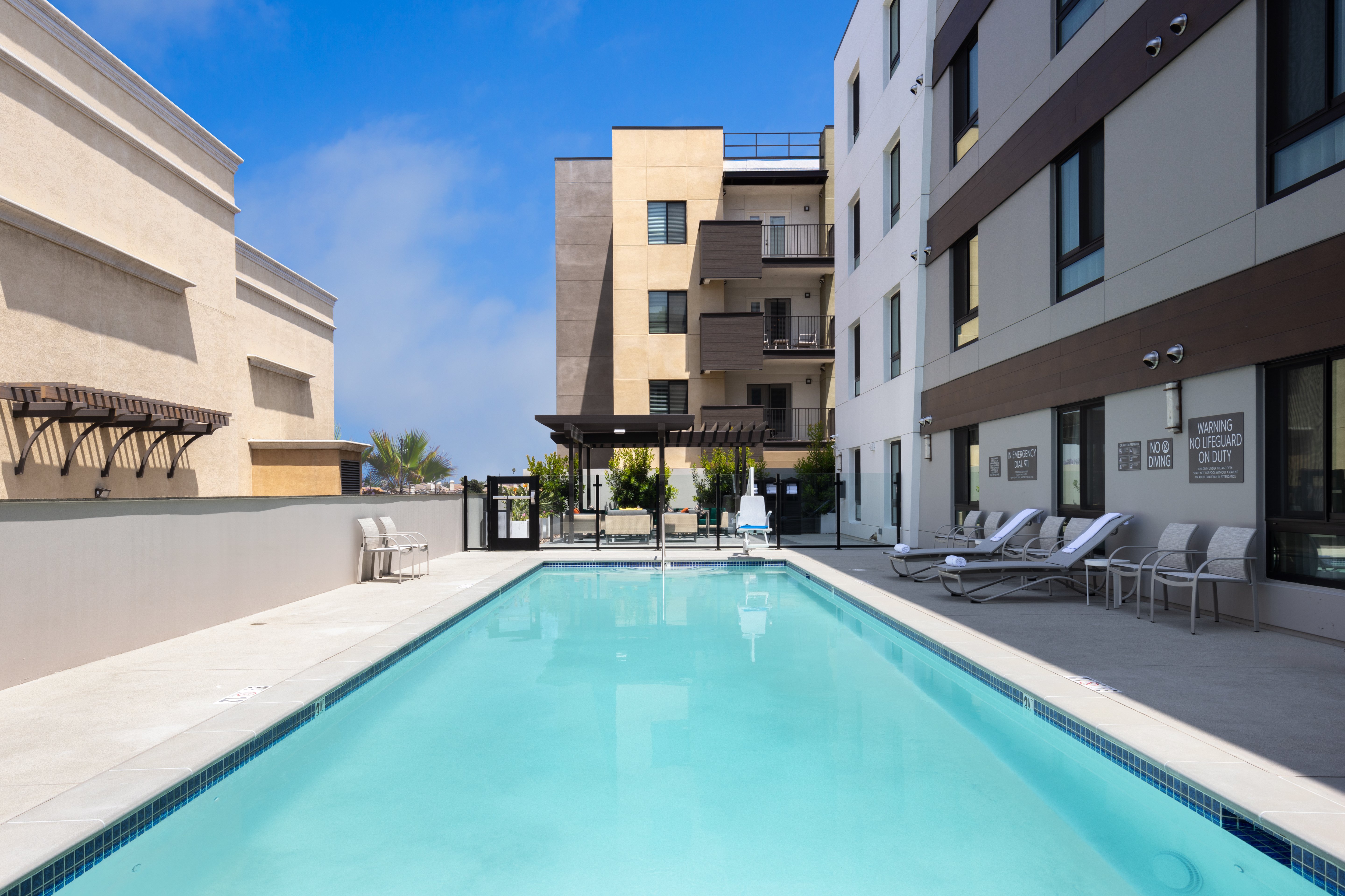 holiday inn hotel and suites monterey park los angel