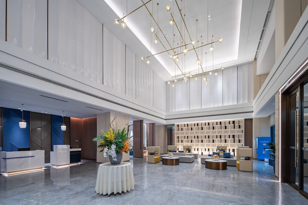 holiday inn express bazhong center an ihg hotel