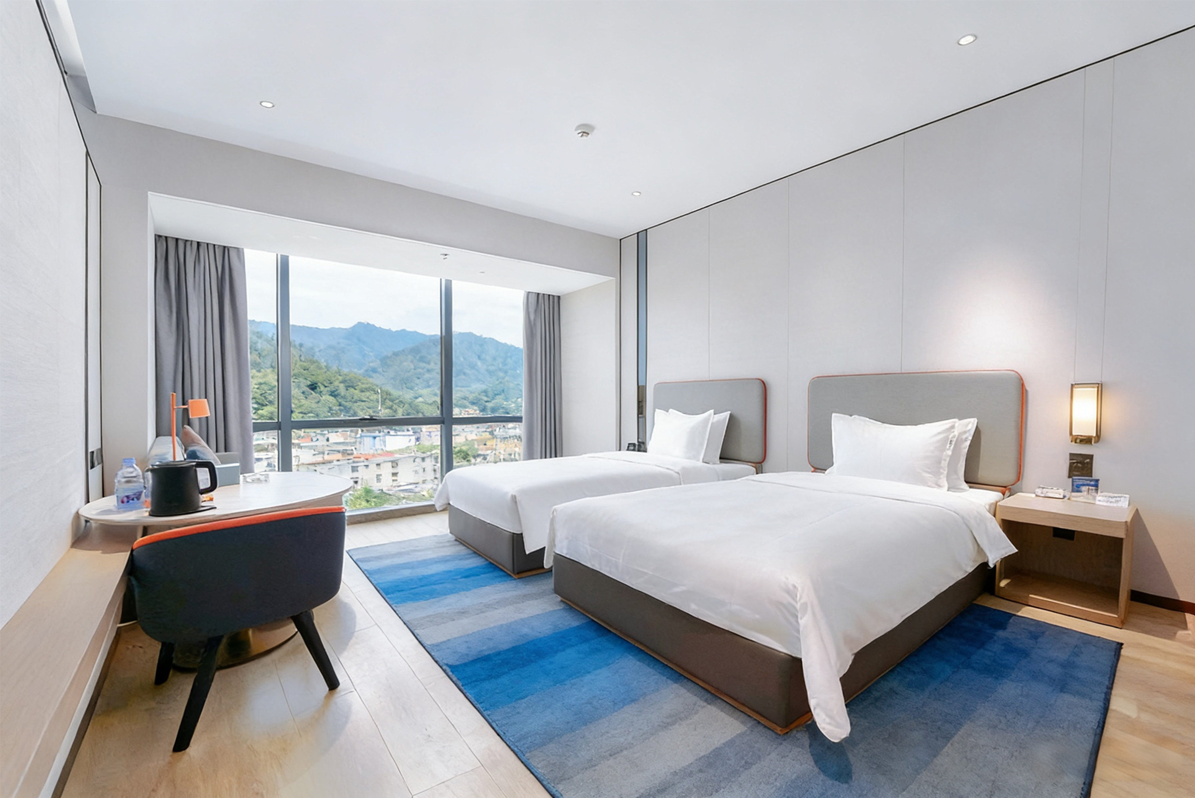holiday inn express bazhong center an ihg hotel