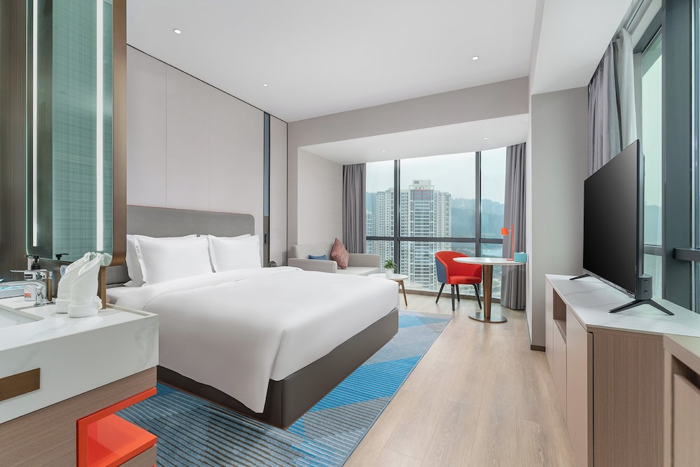 holiday inn express bazhong center an ihg hotel