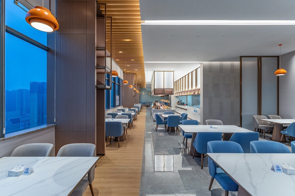 holiday inn express bazhong center an ihg hotel