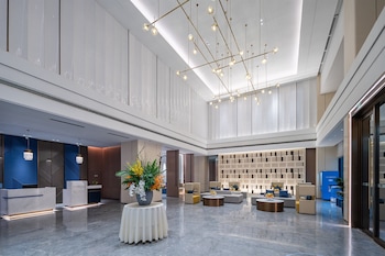 holiday inn express bazhong center an ihg hotel