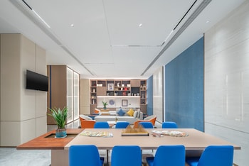 holiday inn express bazhong center an ihg hotel