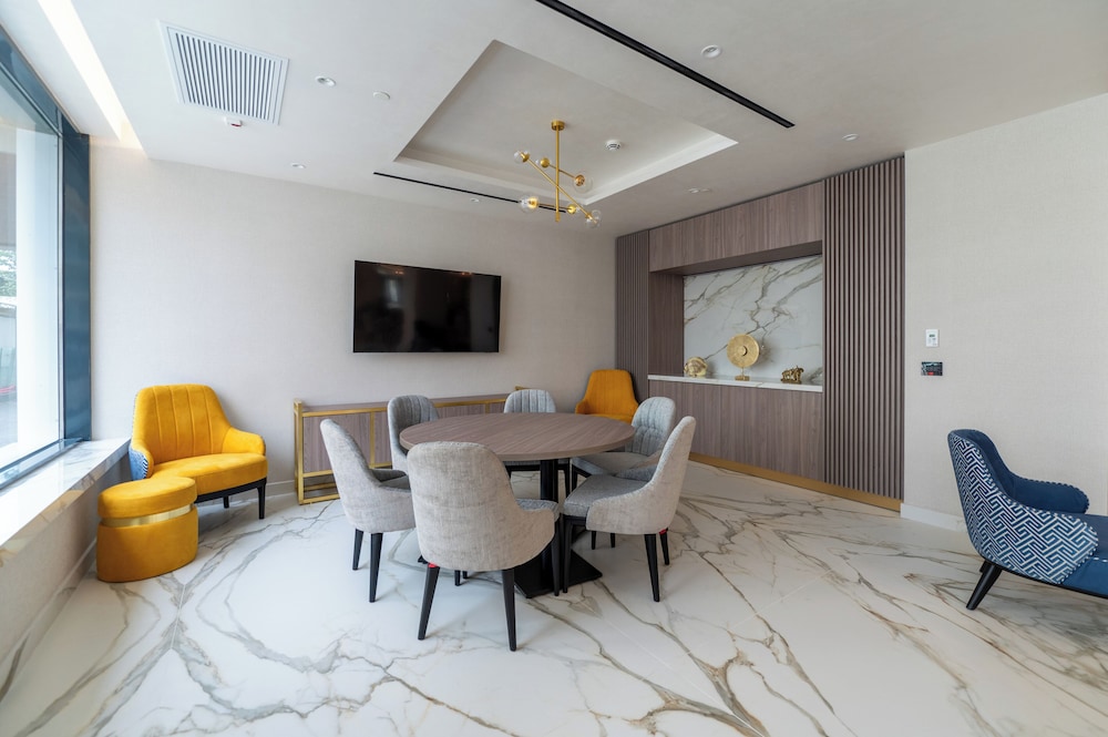 crowne plaza constanta mamaia beach an ihg hotel