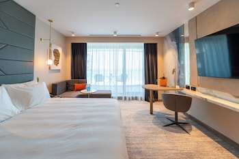 crowne plaza constanta mamaia beach an ihg hotel