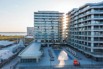 crowne plaza constanta mamaia beach an ihg hotel