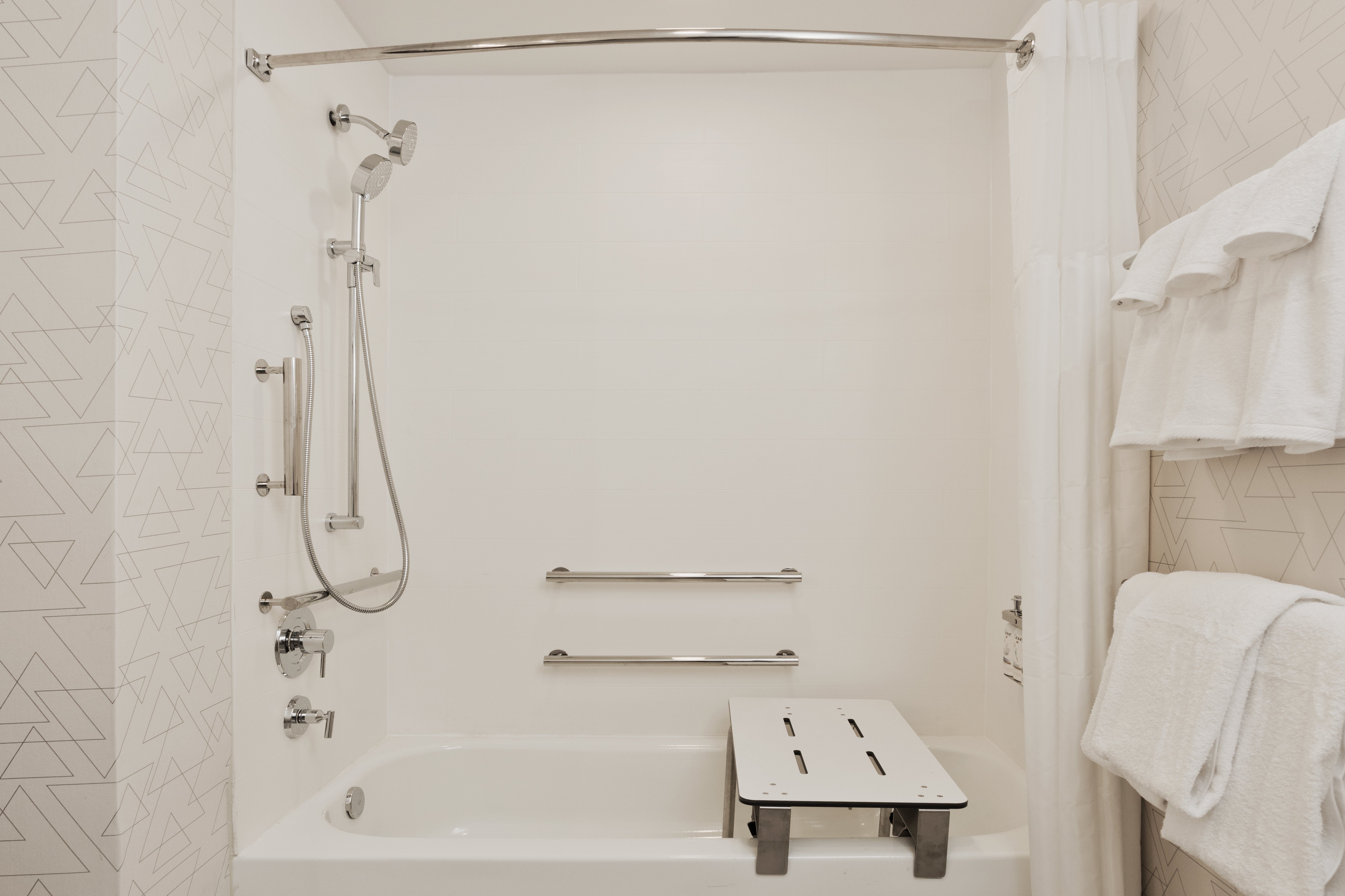 holiday inn express columbus northeast an ihg hotel