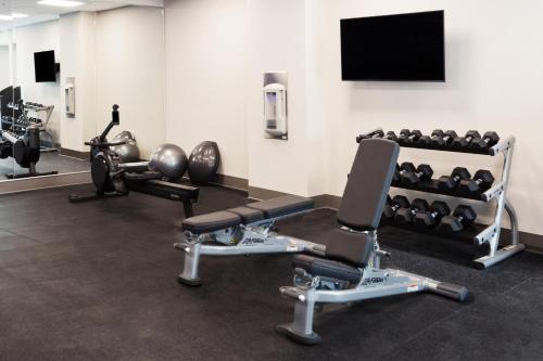 holiday inn express columbus northeast an ihg hotel