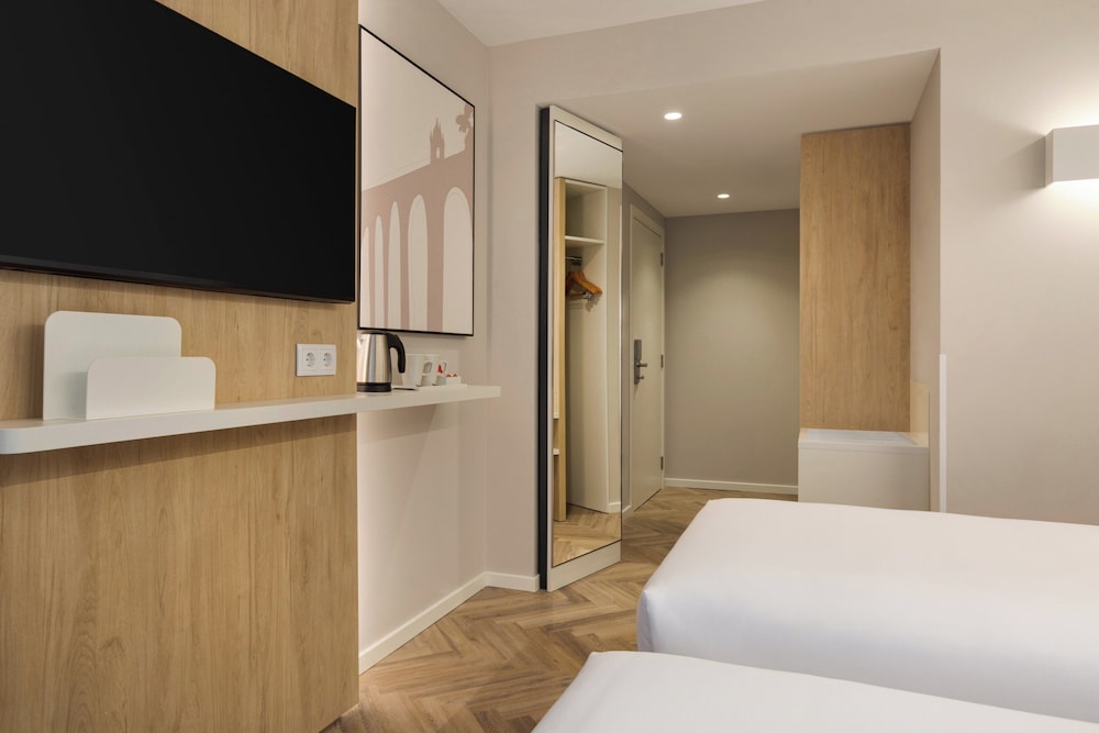 holiday inn express evora an ihg hotel