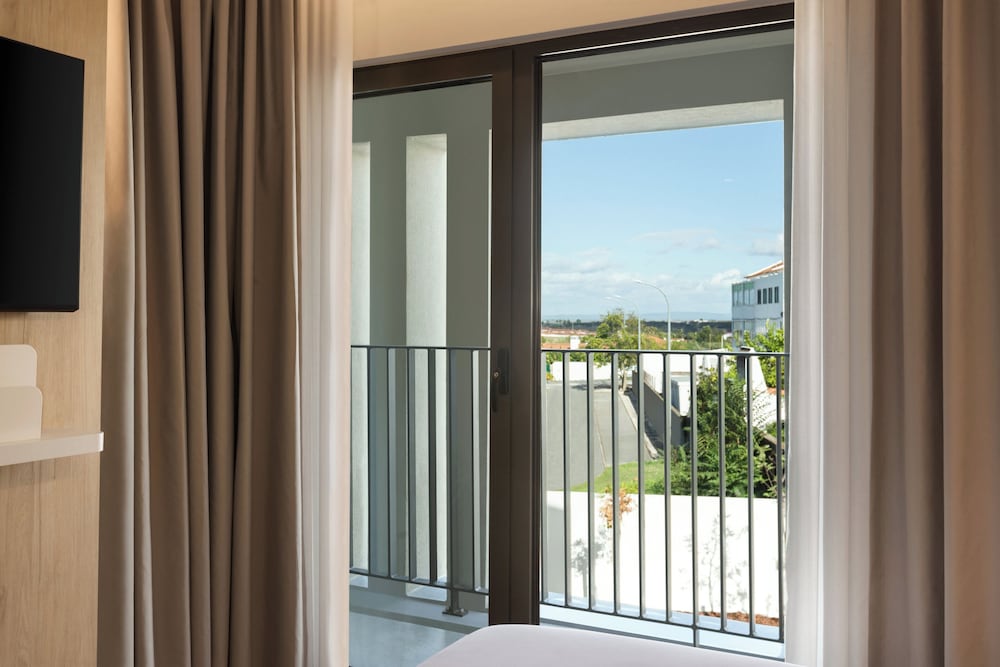 holiday inn express evora an ihg hotel