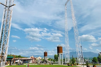 staybridge suites pigeon forge smoky mtns an ihg hotel