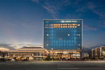 crowne plaza shangluo an ihg hotel