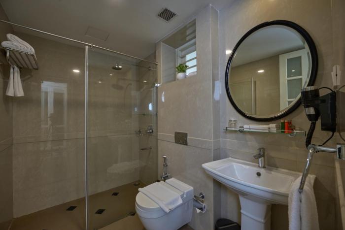 the old court house by abad