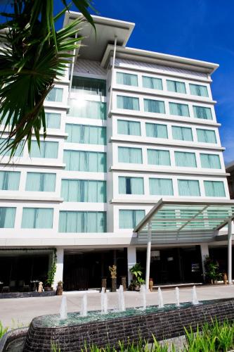 Signature Pattaya Hotel,,4 star
