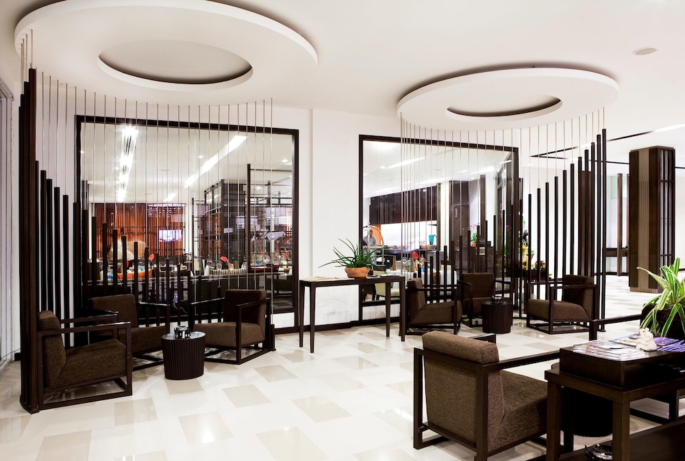 Signature Pattaya Hotel,,4 star