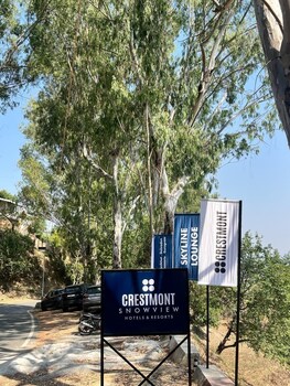 crestmont snow view resort ranikhet