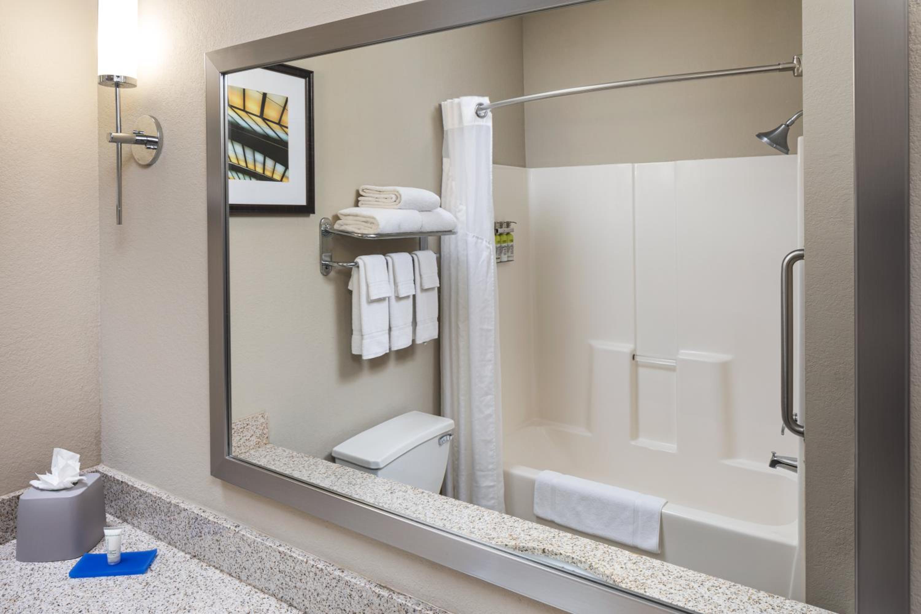 holiday inn express hotel and suites minneapolis minnetonka by ihg