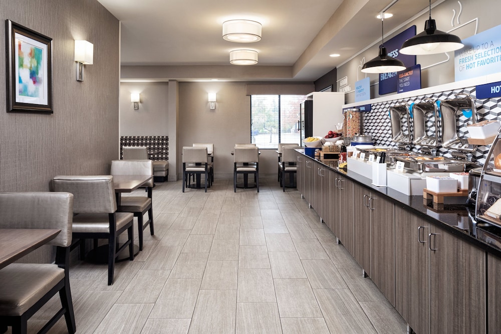 holiday inn express hotel and suites minneapolis minnetonka by ihg