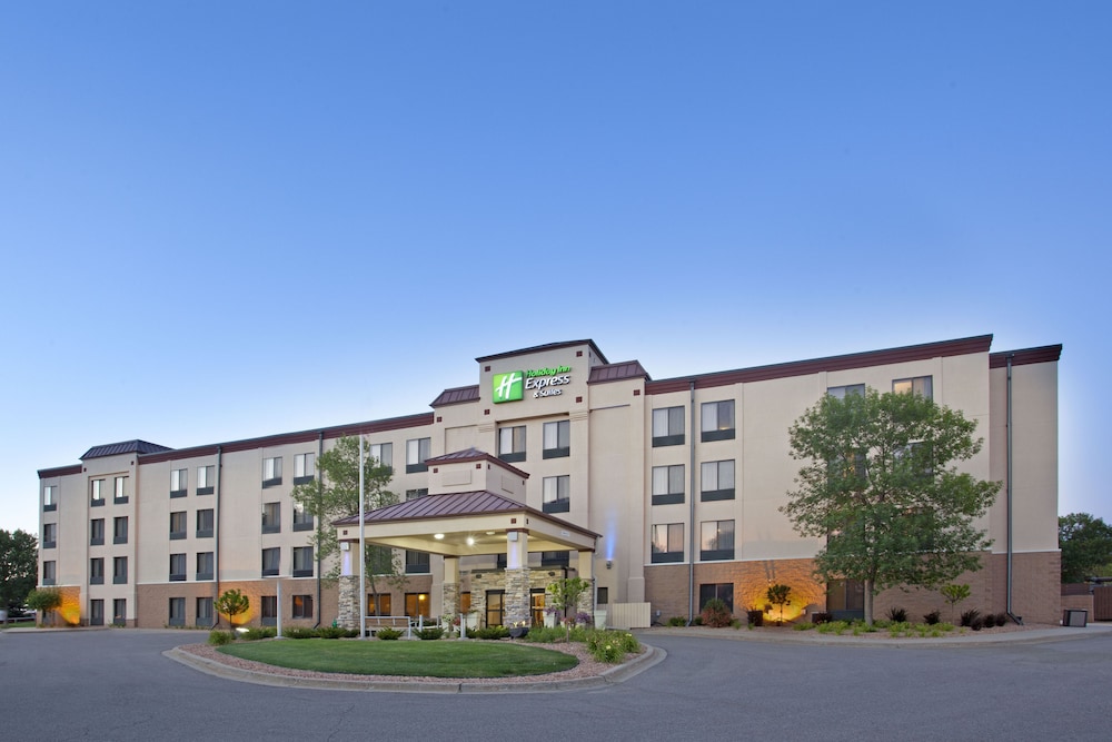 holiday inn express hotel and suites minneapolis minnetonka by ihg
