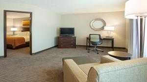 holiday inn express hotel and suites minneapolis minnetonka by ihg