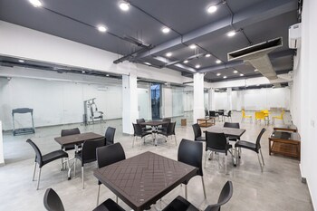 axon mayfield garden near artemis hospital sector 51