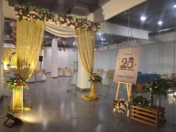 axon mayfield garden near artemis hospital sector 51