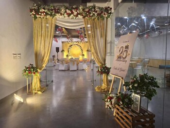 axon mayfield garden near artemis hospital sector 51