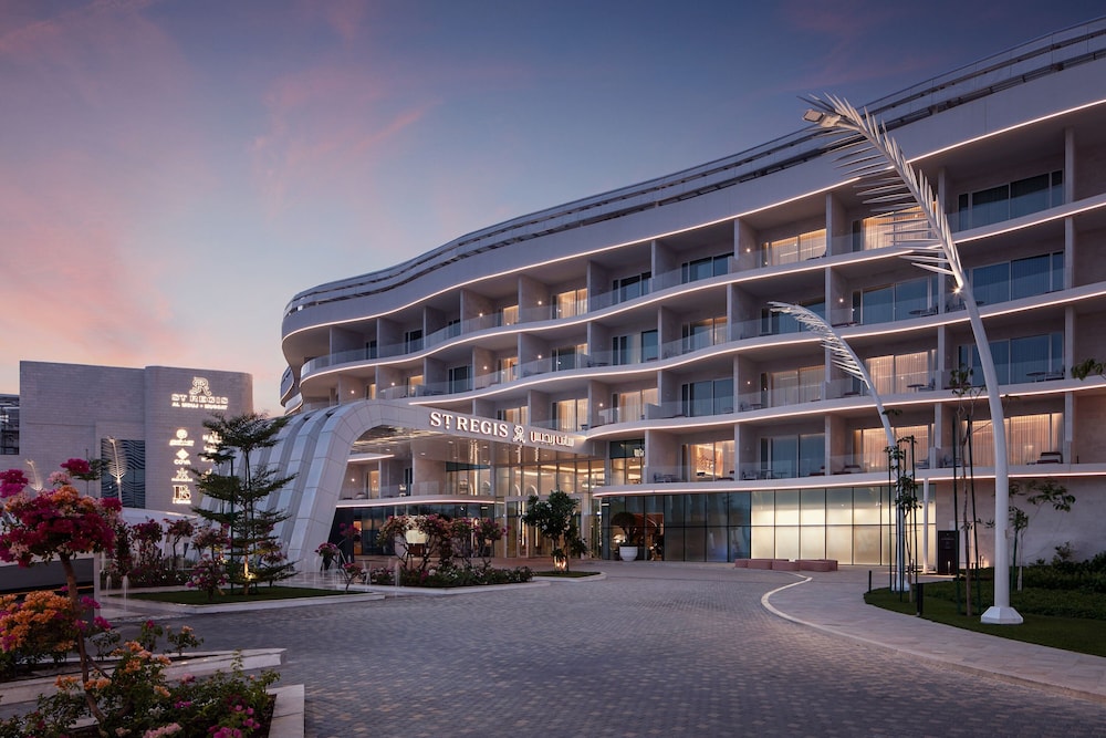 the st regis al mouj muscat resort