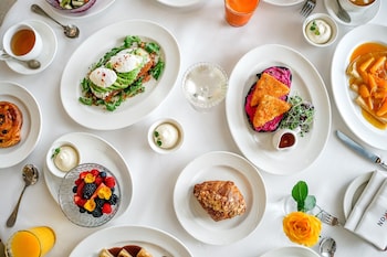 the st regis al mouj muscat resort
