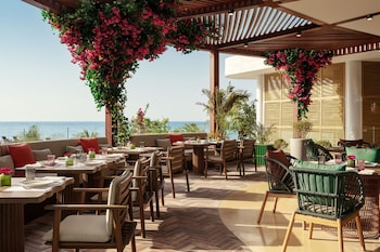 the st regis al mouj muscat resort