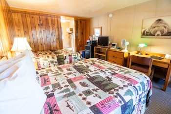 castle mountain lodge