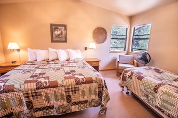 castle mountain lodge