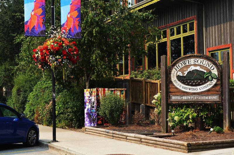 Howe Sound Inn & Brewing Company,Vancouver>>Downtown Squamish,3 star