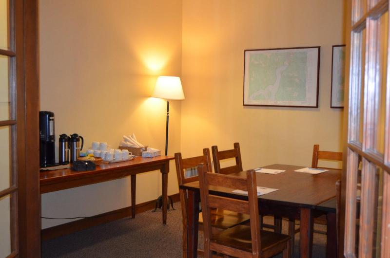 Howe Sound Inn & Brewing Company,Vancouver>>Downtown Squamish,3 star