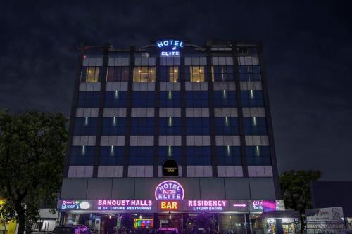 Super Townhouse Oak Lb Nagar Ramoji,Rajiv Gandhi International Airport,4 star