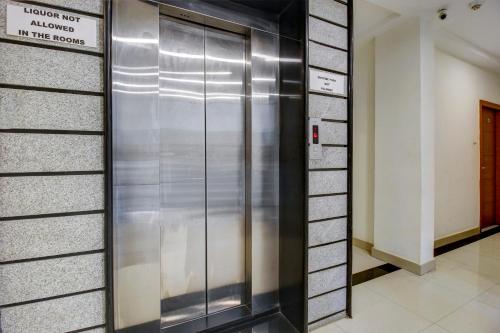 Super Townhouse Oak Lb Nagar Ramoji,Rajiv Gandhi International Airport,4 star