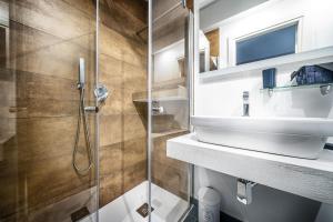 suite blue style